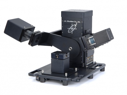 Spektroskopický elipsometr M2000 ve variantě s automatizovaným nastavením úhlu